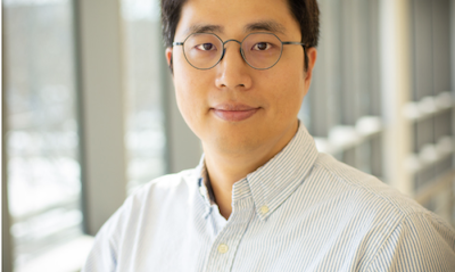 Dong Whi Yoo